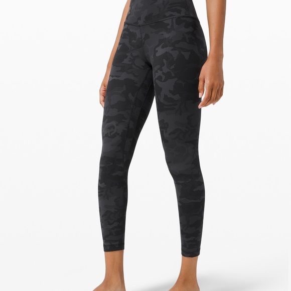 black camo lululemon leggings